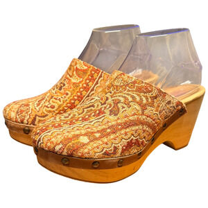 CORDANI Zorba Women's 8 Clog Tapestry Gold Rust Brown Studded Wooden Wedge Italy